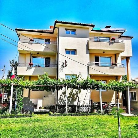 ביאלה Guest House Dimi מראה חיצוני תמונה